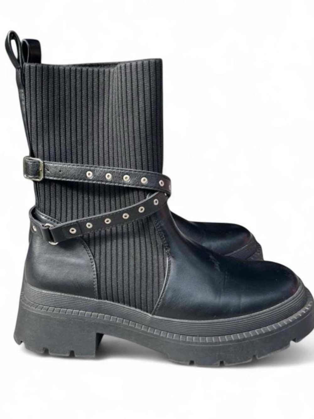 Dream Pairs Black Studded Lug Sole Combat Boots Knit Cuff Goth Grunge Size 8